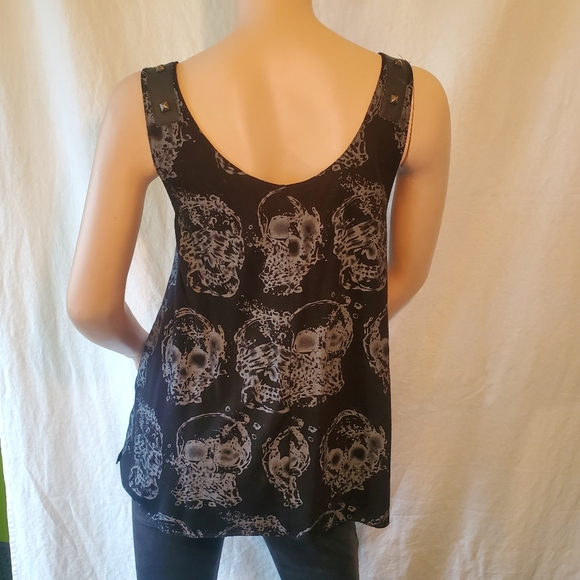 Royal Bones Skull Print Tank - Picture 5 of 12